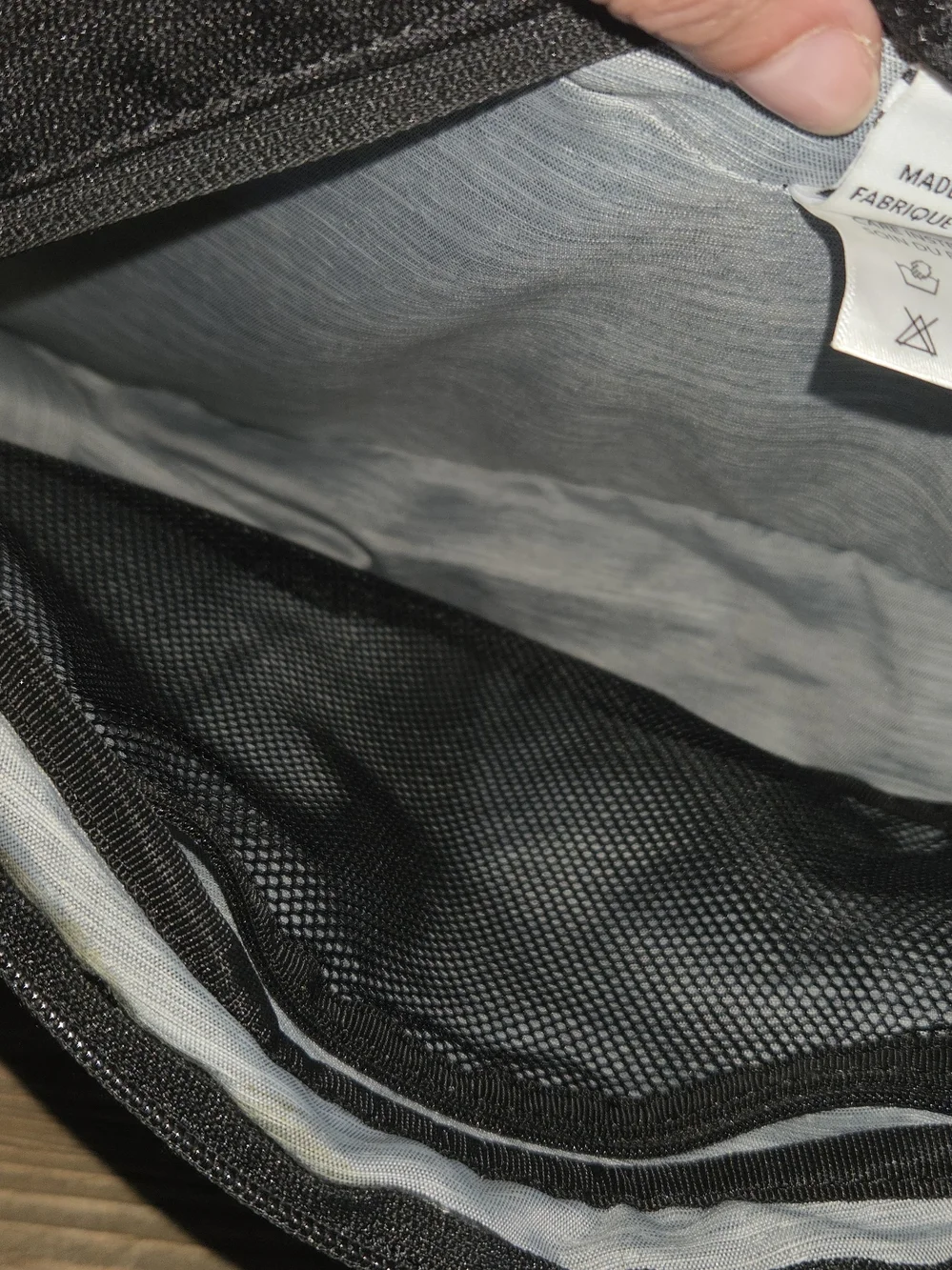 Sherpani Black Sling Crossbody Bag